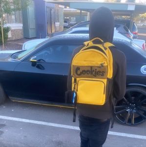 Meet your Posher, Shawn